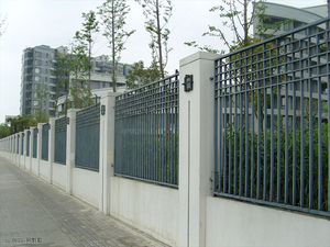 锌钢护栏20-小区围墙护栏