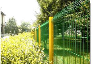 绿化带护栏网11-桃形立柱护栏网