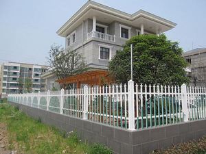 别墅围墙护栏3-PVC护栏